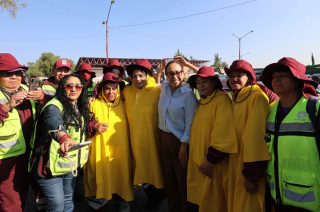 Azucena Cisneros Coss indicó que el Operativo Tormenta 2026 contempla más de mil trabajadores, maquinaria y acciones preventivas para reducir inundaciones en Ecatepec.