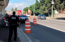 Cierran dos carriles de la México-Toluca, lo que provoca retraso de 30 minutos a usuarios