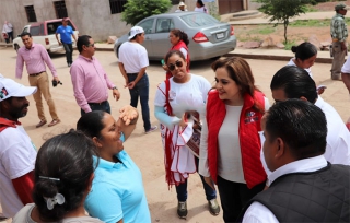 Recorre Ana Lilia Herrera, colonias en apoyo a candidatos