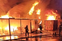 El fuego comenzó alrededor de las 3:00 horas y fue sofocado a las 6:30 horas por los Bomberos de la Ciudad de México