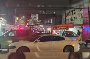 Elementos de la policía municipal y de la Guardia Nacional acordonaron la zona