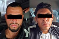 Los sujetos fueron ubicados con una motocicleta, dinero en efectivo y una navaja.