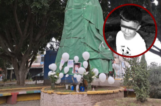 Altar colocado en la colonia Ejidal El Pino en honor a Fernandito, el niño de cinco años asesinado en Los Reyes La Paz
