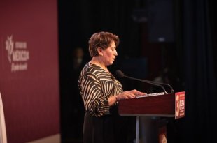 Delfina Gómez Álvarez durante la presentación de su Tercer Informe de Gobierno.