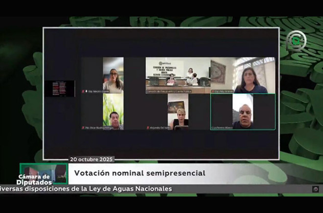 Cuauhtémoc Blanco juega pádel durante sesión sobre Ley General de Aguas