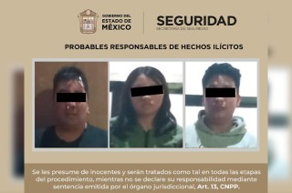 Los oficiales detuvieron a Luis “N” de 27 años, Gerardo “N” de 24 años, y Noemí “N” de 18 años, mismos que son señalados por las víctimas como generadores de violencia.