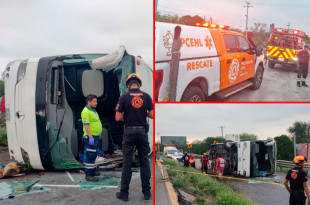 Autoridades reportaron que el conductor perdió el control al tomar una curva peligrosa, provocando que la unidad brincara el camellón.