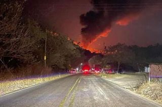 La explosión sucedió sobre la carretera federal 134, en el tramo Toluca-Cd. Altamirano.