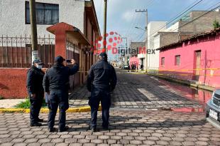 El hallazgo se realizó entre las calles Miguel Hidalgo y Benito Juárez, en la delegación de San Salvador Tizatlali.