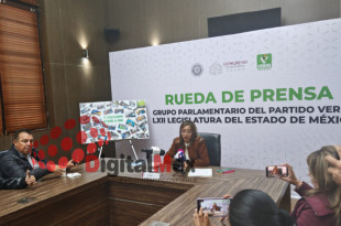 La diputada Miriam Silva Mata en conferencia