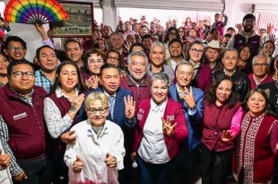 Horacio Duarte Olivares recibió un reconocimiento de la militancia de Morena en el Estado de México por su trayectoria y participación en el movimiento.