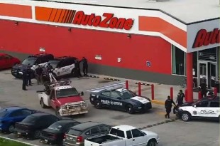 #Video: Detienen a dos que asaltaron AutoZone en #Metepec