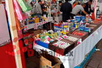 Profeco recomienda comparar precios y reutilizar materiales. 