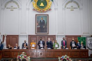 Estos convenios buscan fortalecer de la mano con la sociedad la institucionalidad democrática.