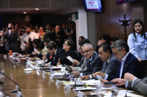 Encuentro legislativo en el que se revisaron los detalles técnicos del Presupuesto 2026
