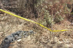 Autoridades acordonaron el área donde fue hallado el cuerpo