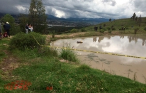 Se ahoga niño al montar un caballo y caer en laguna del Sierra Morelos