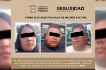 Los detenidos presuntamente pagaron compras con billetes falsos y huyeron en un vehículo.