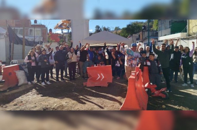 El bloqueo afecta la zona de trabajo en Río Tacubaya y continuará esta semana.