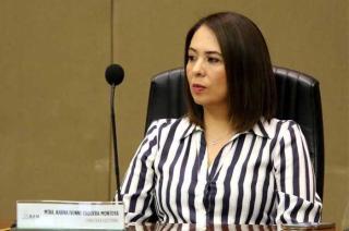 En el PREP apoya un grupo de cinco expertos en matemáticas, tecnología y seguridad.