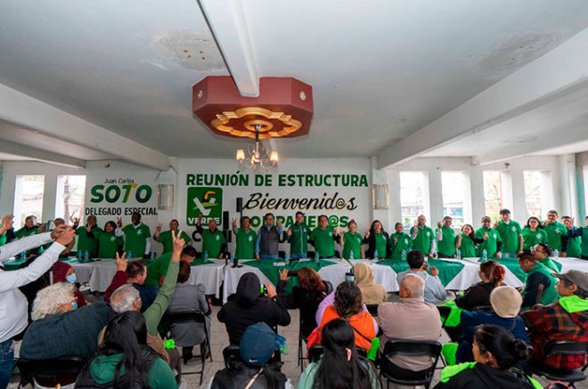 El acto fue encabezado por José Alberto Couttolenc Buentello, dirigente estatal, y el delegado municipal, Juan Carlos Soto Ibarra.