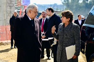 El presidente acudió a la obra del tren "El Insurgente"