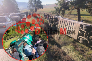 En el lugar se brindó atención a los pasajeros lesionados y posteriormente fueron trasladados para su valoración médica.