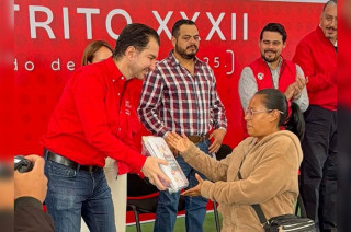 Con materiales, útiles y equipo médico, Elías Rescala refuerza su compromiso con la comunidad de Santiago Occipaco.