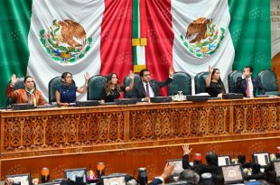 El Congreso del Estado de México aprobó la minuta de reforma constitucional que establece la nacionalidad mexicana única como requisito para ocupar cargos ejecutivos federales y estatales.