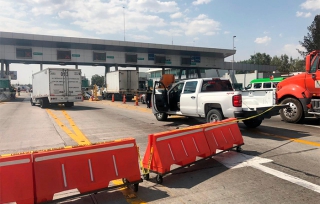 Altercado vial con policía ministerial termina en balacera; hay dos lesionados