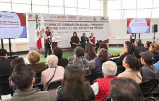 Entrega PJEdomex títulos que avalan propiedad de familias mexiquenses