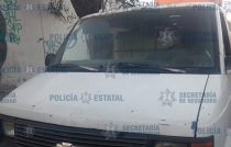 Aseguran policías estatales seis vehículos con gasolina en Otumba