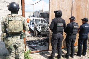 Autoridades localizaron en un predio de Ciudad Cuauhtémoc, Ecatepec, la camioneta oficial de Jaltenco que había sido robada en Tonanitla.