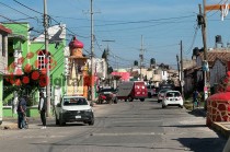 Pidió ayuda en un negocio, pero fue abatido por sus atacantes.