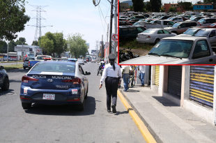 Vehículos estacionados en el carril izquierdo de la avenida Hidalgo, en Toluca, serán retirados y enviados al corralón.
