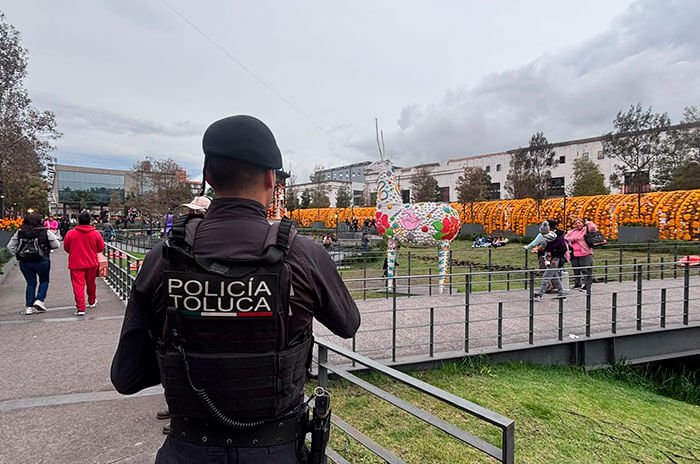 Mil 300 policías, patrullas, motopatrullas y cámaras de videovigilancia forman parte del operativo de seguridad para la Feria y Festival Cultural Alfeñique 2026 en Toluca.