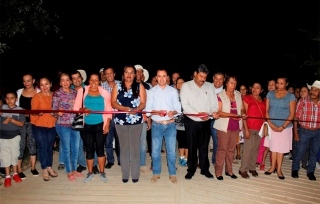 Anthony Domínguez Vargas continúa entregando más obras en #Tejupilco