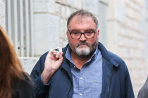 La justicia francesa sentenció a cadena perpetua al anestesista Frédéric Péchier por 30 envenenamientos deliberados a pacientes.