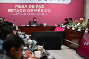 La gobernadora Delfina Gómez Álvarez encabezó la Mesa de Paz en Tlalnepantla.