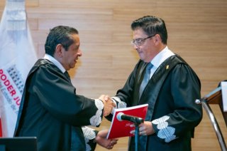 El magistrado Héctor Macedo García y el magistrado Fernando Díaz Juárez durante la presentación de sus informes de labores 2025-2026.