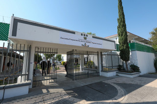 Estudiantes de la Escuela Preparatoria de la UAEMéx acceden a antologías digitales gratuitas, fortaleciendo su formación académica y competencias digitales.