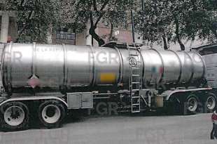 El sentenciado intentaba transportar ilícitamente alrededor de 62 mil litros de gasolina en la carretera México-Toluca, en Ocoyoacac.