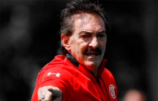 Ricardo Lavolpe, técnico del Toluca, quiere dos refuerzos más