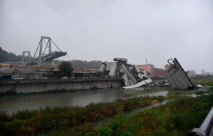 Aumenta a 37 el número de muertos por el derrumbe de puente en Italia