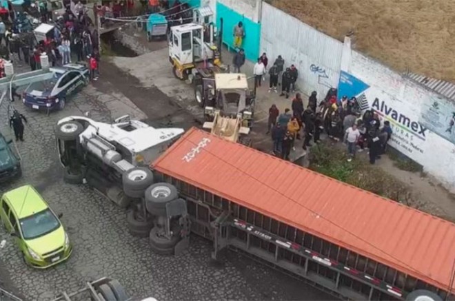 Su acompañante logró sobrevivir y fue hospitalizado.