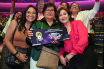 Maestras afiliadas al SMSEM de distintas regiones del Estado de México asistieron a las galas musicales realizadas en el Auditorio Nacional
