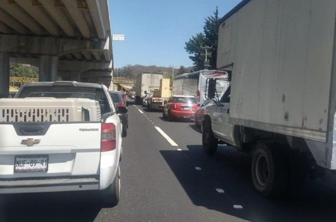 Autoridades tanto de la Policía Municipal como Estatal, piden reducir la velocidad y salir a tiempo a sus destinos.