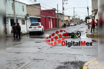 Al lugar acudieron paramédicos, sin embargo, ya no pudieron hacer nada por el motociclista, quien falleció a causa del fuerte golpe.