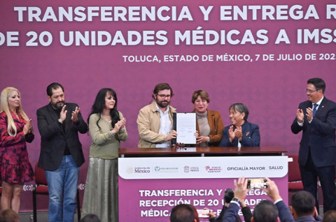 El legislador respaldó a la mandataria estatal en un acto histórico que fortalece el acceso gratuito a servicios de salud.