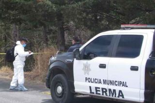Uno de los hermanos murió y el otró fue hospitalizado; la policía no tiene pistas de los presuntos responsables.